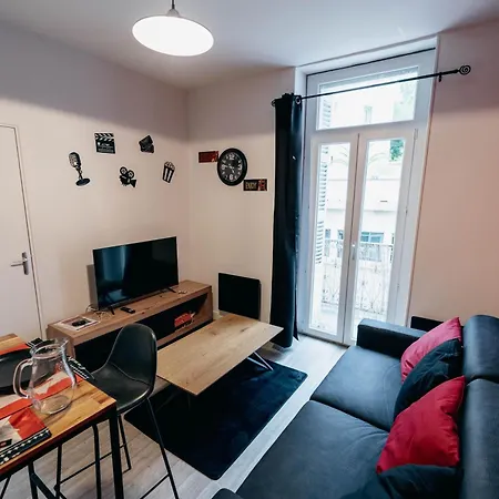 Le Sejour Cine-proche Du Centre-wifi-parking شقة لورد