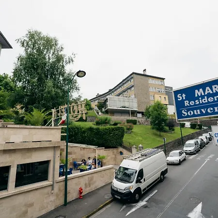 Апартаменты Le Sejour Cine-proche Du Centre-wifi-parking Лурд